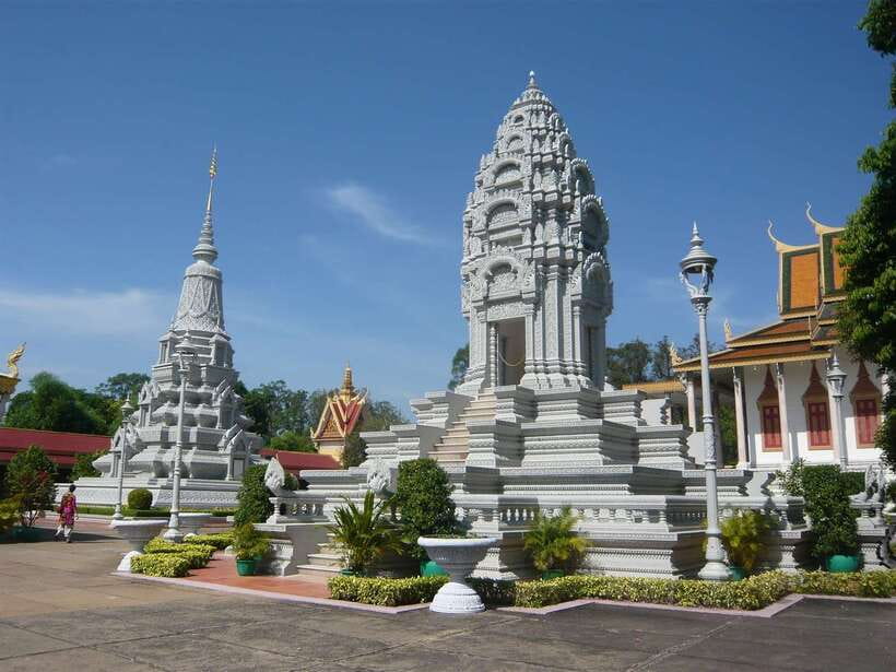 Phnom Penh City Tour + Mekong River Boat Trip - Royal Palace and Silver Pagoda: where the day gets cinematic