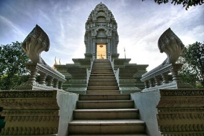 Phnom Penh City Tour, Silver Pagoda, Genocide Museum, Killing Fields - Royal Palace and Silver Pagoda: where Phnom Penh’s grandeur starts