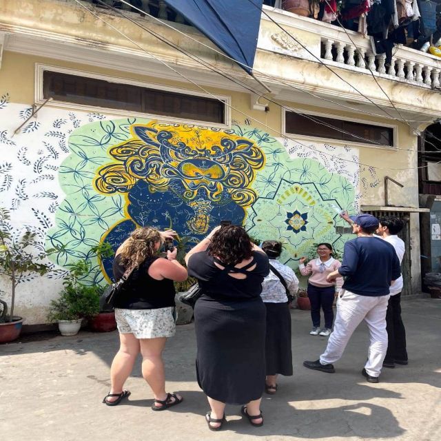 Phnom Penh | Food & Street Art Half Day Tour by Tuk Tuk - Wat Botum Park: Art Lessons With a Peaceful Pause