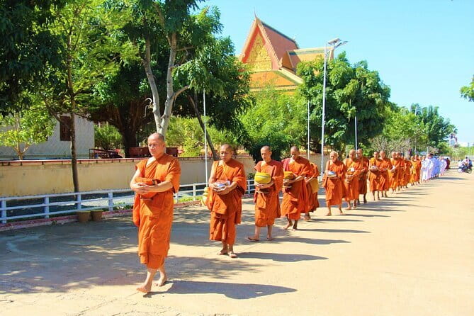 Phnom Penh: Highlights Tour Including National Museum - Should You Book It?