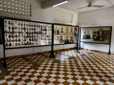 Phnom Penh: Killing Fields and Prison S21 Bus Tour - Security Prison S21: what to do with 1 hour 15 minutes