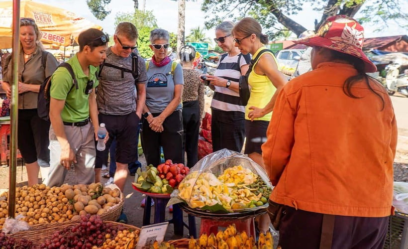 Phnom Penh: Morning Foodie, Market Walking & Street Art Tour - How This 5.5-Hour Route Feels (And Why It’s Good Value)