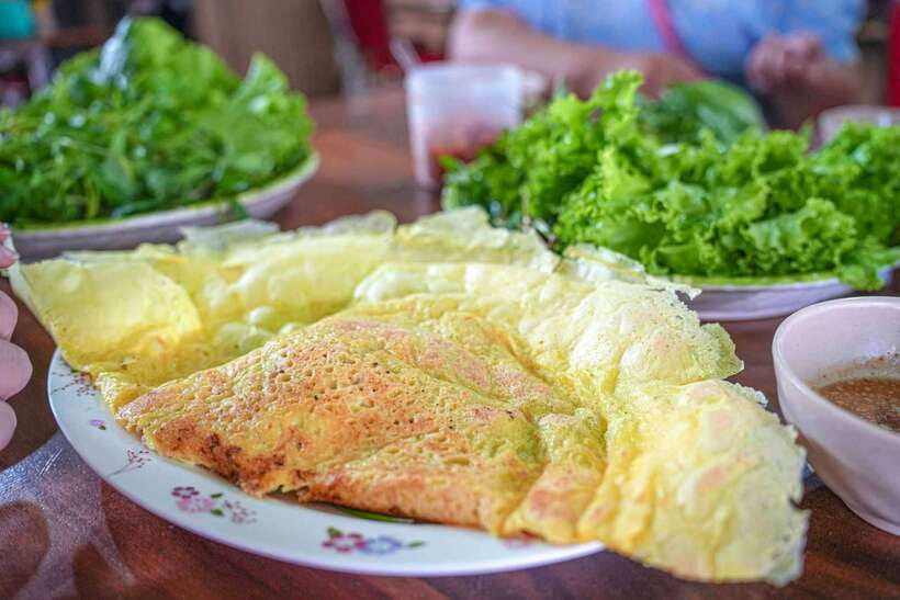 Phnom Penh: Morning Market & Guided Breakfast Tour by Tuktuk - Key highlights to look for