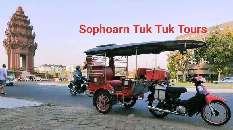 Phnom Penh: Private Tuk-Tuk Tour with English-Speaking - Start at Wat Phnom Temple: a calm kickoff