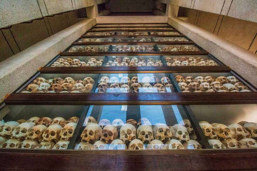Phnom Penh :S21 Tuol Sleng Museum & Killing Field Tour - Tuol Sleng Genocide Museum (S21): a school that became a prison