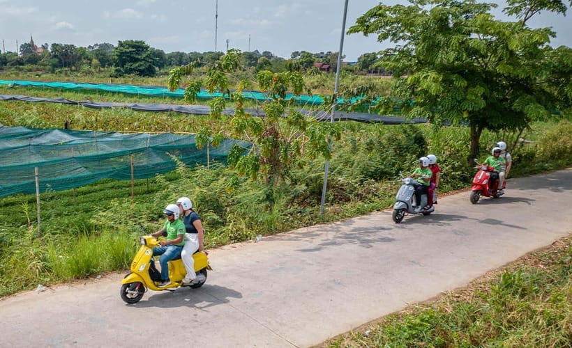 Phnom Penh Silk Island Haft Day Tour - Top Rating Experience - The guide and driver: why the tone matters on a short day