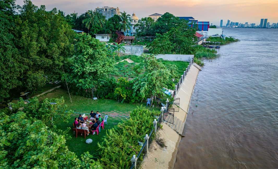Phnom Penh: Silk Island Sunset by Tuk Tuk with food & drinks - Who this tour suits best (and who might feel it’s not for them)