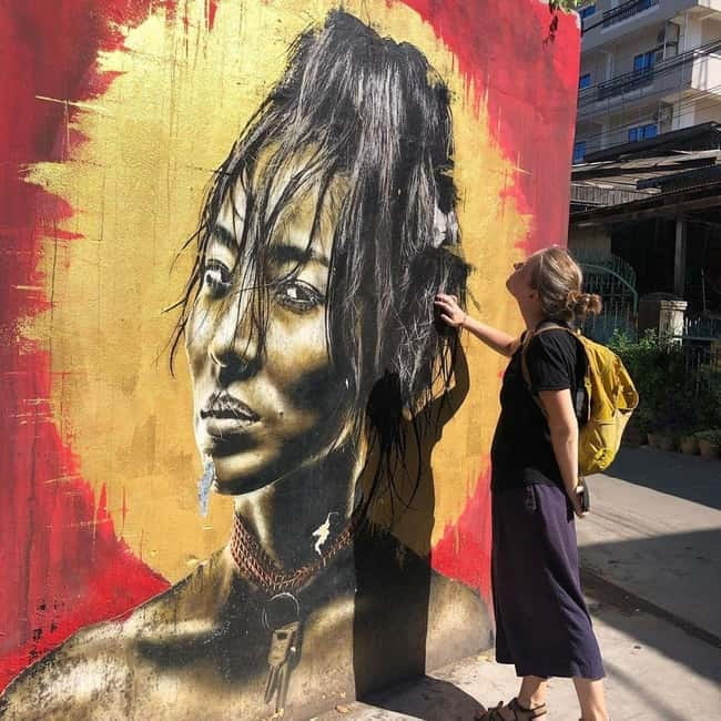 Phnom Penh: Street Art and Noodle Tour by Tuk Tuk - Sangkat Boeung Kak 1: guided viewing with real local flavor
