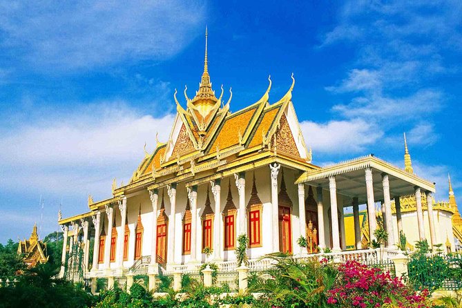 Phnom Penh Tours and Mekong River cruise - National Museum in Phnom Penh: A Breather That Adds Meaning
