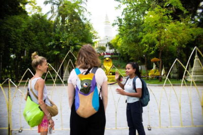 Phnom Penh: Walking Highlight City Tour - Meeting at Wat Phnom: Where the Day Gets Its Context