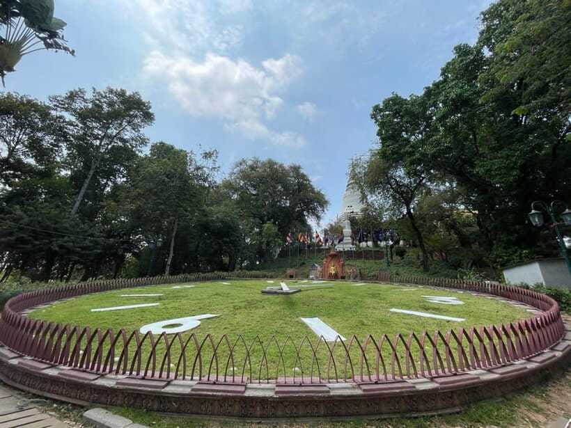 Phnom Phnom: Local Market & Culture Walking of City Tour - 3:30pm meeting point: Sihanouk statue and photo time