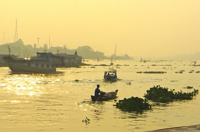 Private 3-Day Mekong Delta River Tour from Phnom Penh to Ho Chi Minh City - Can Tho and Cai Rang: Floating Market Views Up Close