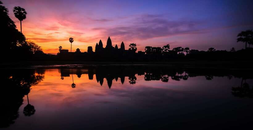 Private Angkor Sunrise, Guide Breakfast and Tuktuk included - 4:40AM Pickup and Tuk Tuk Timing That Actually Works