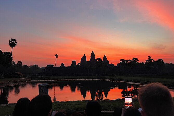Private Angkor Wat Sunrise Tour with Lunch Included - Angkor Wat: bas-reliefs, isolated passageways, and the first big wow