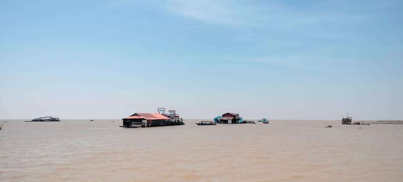 Private Angkor Wat Sunrise Tours And Sunset Floating Village - Kompong Phluk Floating Village: Boats, Canoeing, and Tonle Sap Life