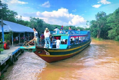 Private Boat from Battambang to Siem Reap via Tonle Sap Lake - Battambang Pickup to Pier: How the Day Starts