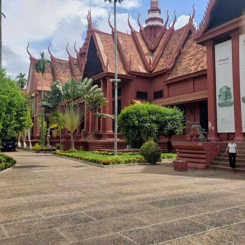 Private One Day Tour in Phnom Penh Capital City - Royal Palace: Throne Hall, Napoleon III iron, and the Silver Pagoda floor