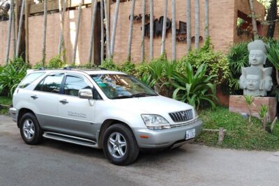 Private Taxi Phnom Penh to Battambang - Vehicles, group size, and luggage that actually matters