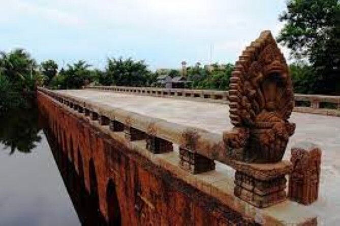 Private Taxi Phnom Penh to Siem Reap - English Spreaking Driver - English-Speaking Drivers: Why It Changes Your Stops