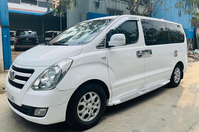 Private Taxi Transfer From Phnom Penh to Siem Reap with English Speaking Driver - English-Speaking Driver: What That Means in Real Life
