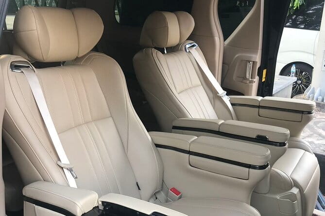 Private Transfer from Phnom Penh to Siem Reap by VIP Alphard 2010 - Safety and Professional Driving: What the Named Drivers Teach You