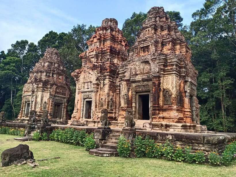 Private Trip to Banteay Srei, Rolous Group & Tonle Sap Lake - Rolous group (Bakong, Lolei, Preah Ko): early Angkor without the main-park rush