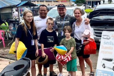 Private Van Phnom Penh To Siem Reap English Speaking Driver - English-Speaking Driver and the Real-Time “I’m Here” Feeling