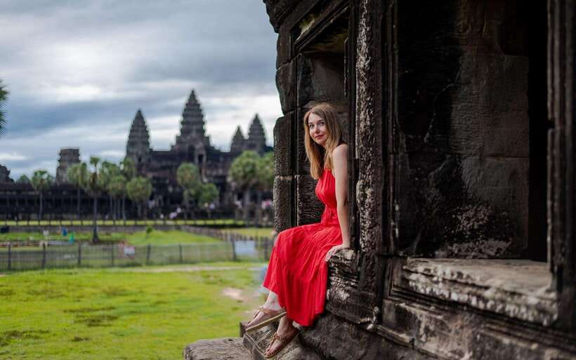 Professional Photoshoot in Angkor Archaeological Park - Morning pickup and Angkor Wat sunrise at 5:00 am (1.5 hours)