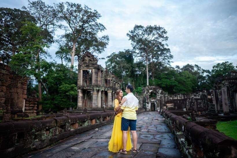 Professional Photoshoot in Angkor Archaeological Park - After the shoot: your private gallery and how you’ll use the photos