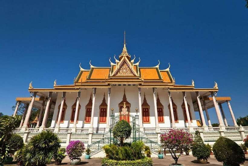 Royal Palace, National Museum & Wat Phnom with Private tour - Should you book this Royal Palace, Museum & Wat Phnom private tour?