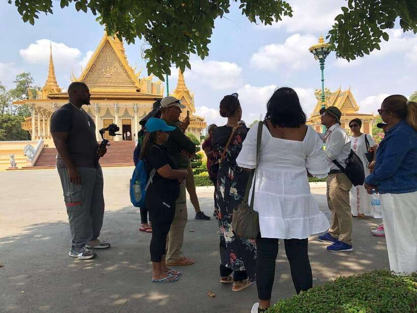 Royalpalace, Toul Sleng (S21), Museum & Killing Field - Tuol Sleng S-21 Museum: why the guide matters so much