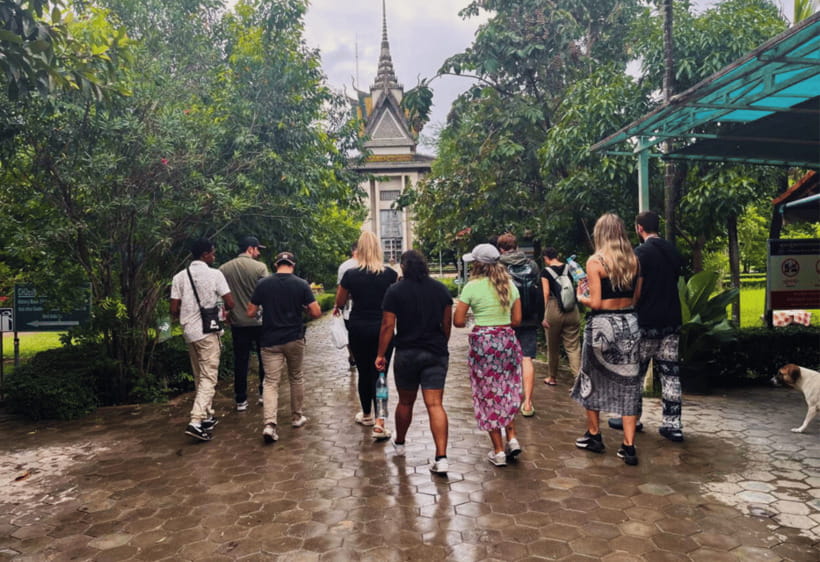 S21 & Killing Fields Tour with Khmer Lunch & Drink - Key things to know before you go
