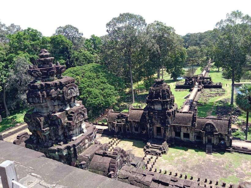 Sharing Trip to Angkor Temple with sunset - Angkor Wat: the symbol, the story, and where to stand for photos