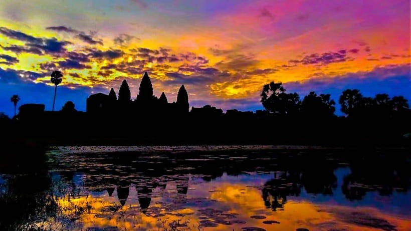 Siem Reap: 2-Days Angkor Wat with Sunrise Small-Group Tour - Key things to know before you go