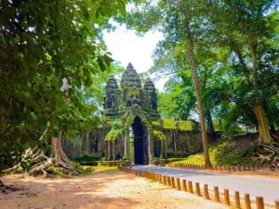 Siem Reap: 2-Days Angkor Wat with Sunrise Small-Group Tour - Sunrise at Angkor Wat: the early pickup that actually pays off