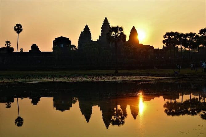 Siem Reap Angkor International Airport Transfer or Pick-Up - Mobile Ticket and Private-Only Service: Fewer Moving Parts