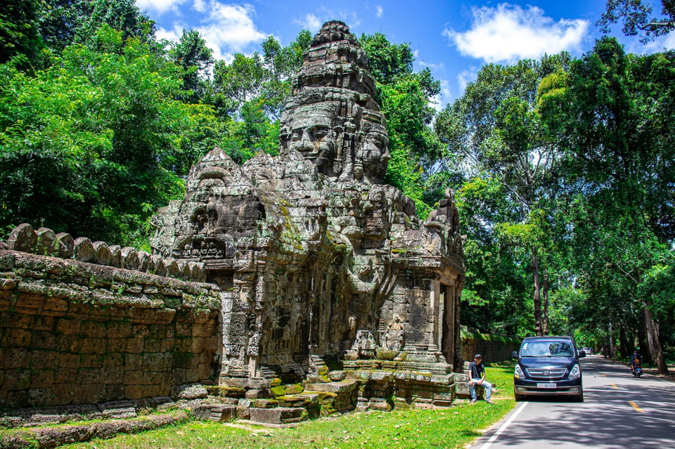 Siem Reap: Angkor Sunrise Private Tour - World Heritage Site - Bayon Temple: the final act of faces and symbolism