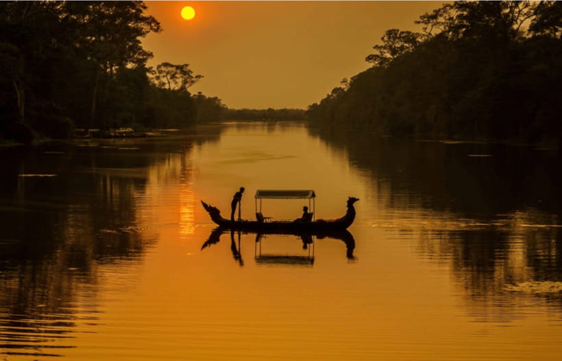 Siem Reap: Angkor Sunset Bike & Boat Tour /E-Bike Available - Ending with a private dragon boat cruise at sunset