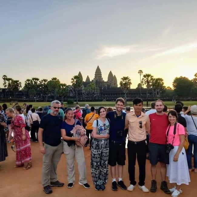Siem Reap: Angkor Wat Private Tour with Sunrise - Tickets, Dress Code, and Packing List That Saves Your Day