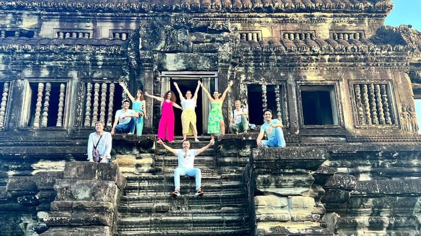 Siem Reap: Angkor Wat: Small-Group Sunrise Tour - Small-group energy: guides who set the pace and help you see more