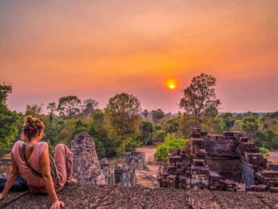 Siem Reap: Angkor Wat: Small-Group with Sunset Tour - Angkor Wat: the moat, galleries, and why it matters first