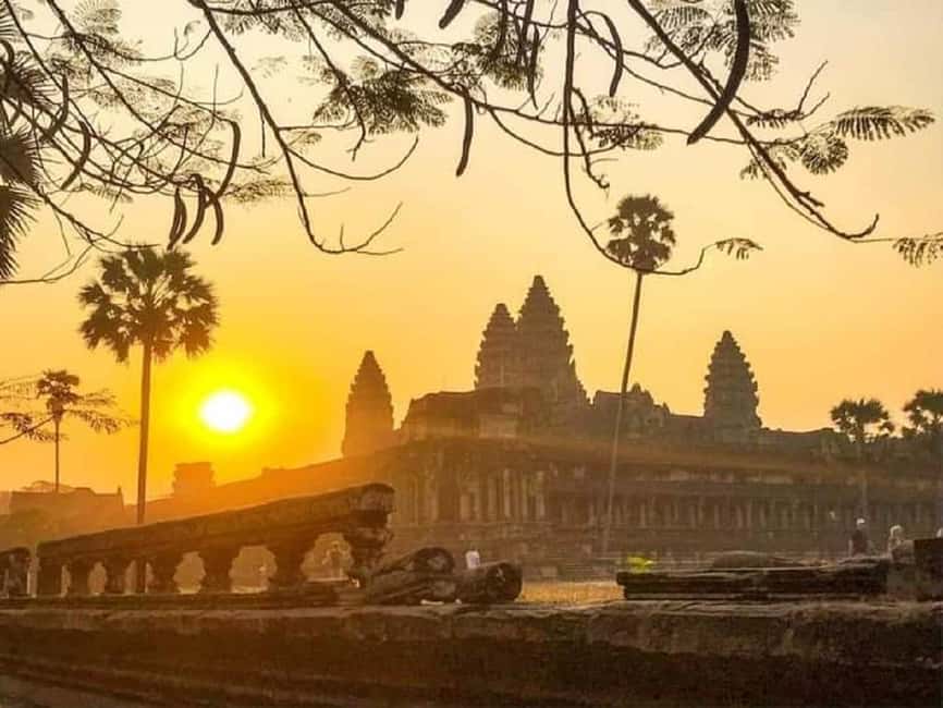 Siem Reap: Angkor Wat Sunrise Tour with Spanish Guide - The Spanish Guide Touch: Clear Stories and Better Photos