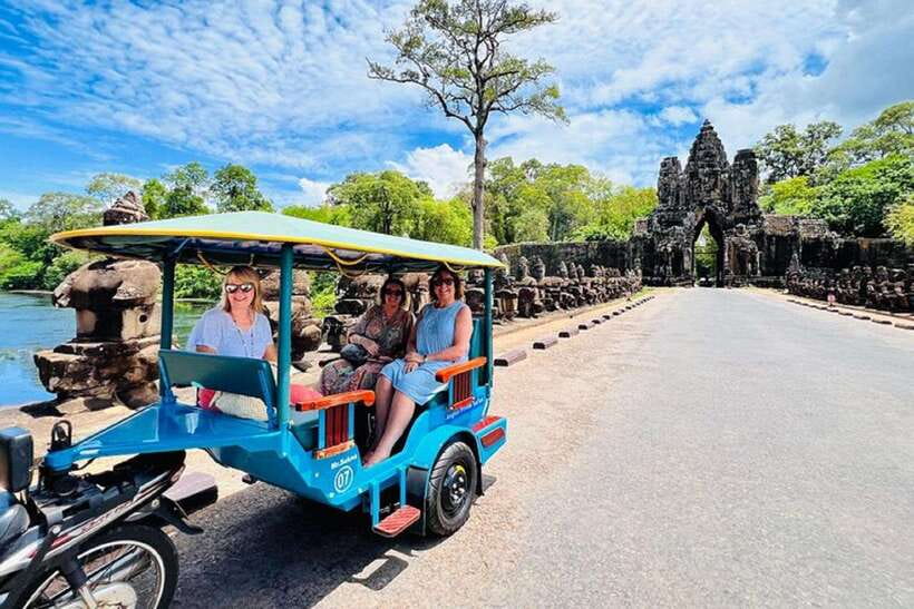 Siem Reap: Angkor Wat Tour Explore The Most Iconic Temples - Angkor Wat at Sunrise: Light, Layout, and Getting There Before the Crush
