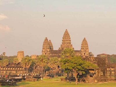 Siem Reap: Angkor Wat Tour with Italian-Speaking Guide - Ticket Passes, Meeting at 8:30, and How You Skip the Stress