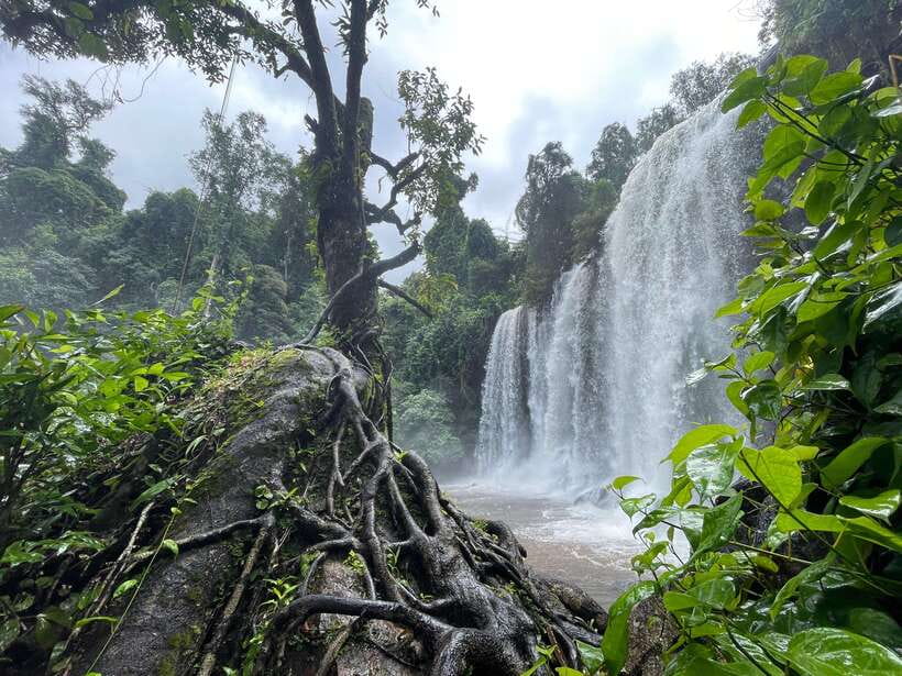 Siem Reap: Beng Mealea, Banteay Srei & Kulen Waterfall Trip - From 7:30 AM pickup to the first temple: why the timing works
