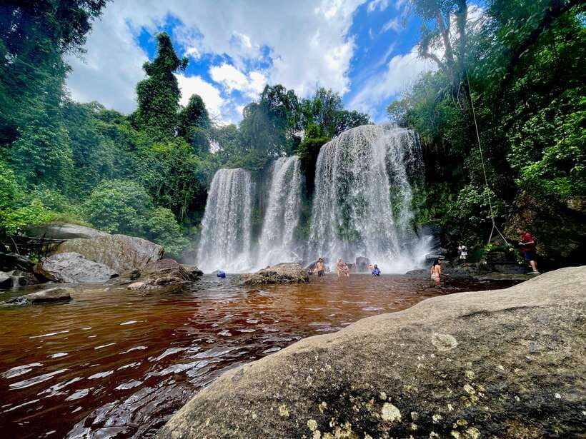 Siem Reap: Beng Mealea, Banteay Srei & Kulen Waterfall Trip - Phnom Kulen National Park: reclining Buddha and the River of a Thousand Lingas