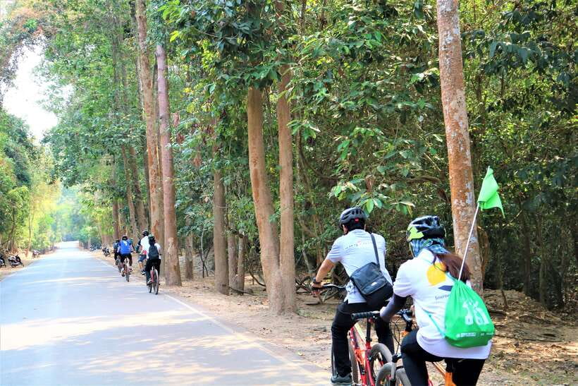 Siem Reap: Bike Rental - Angkor Thom’s Wall Route Back to Siem Reap