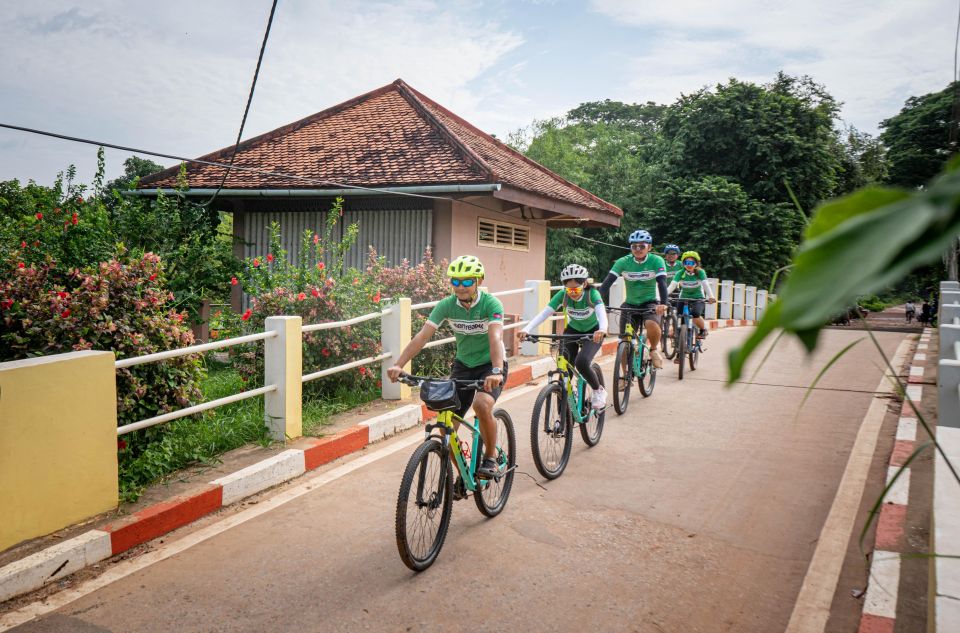 Siem Reap City Haft Day Bike Tour - Theam’s Gallery: the calm house museum you’ll remember longer