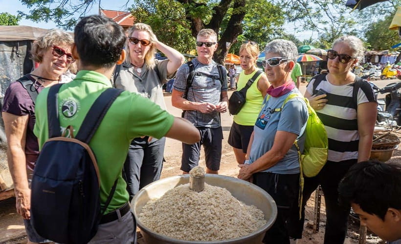 Siem Reap: Countryside Vespa Tour / Tuk Tuk Available - West Baray: Photo Stop With an Ancient Reservoir Moment