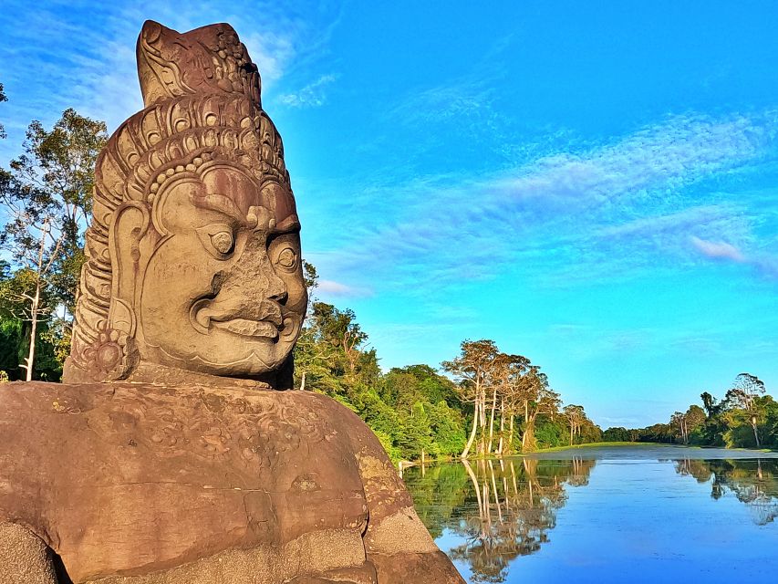 Siem Reap - Discover Angkor Wat by Jeep - Angkor Wat: the main event, and how your guide helps you see it